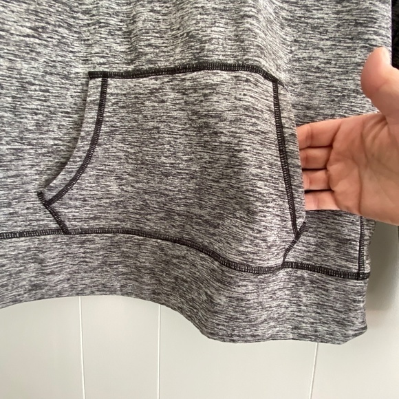 Under Armour Cold Gear Storm loose fit pullover hoodie size M - Picture 4 of 11